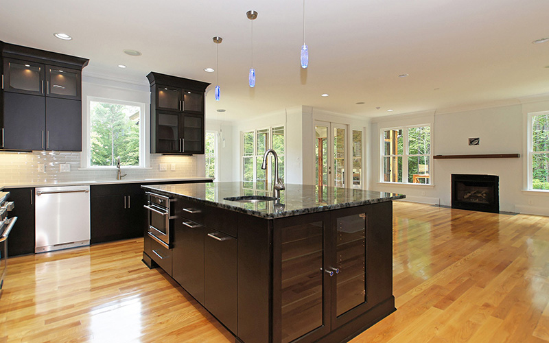 Kitchen with Large Center Island